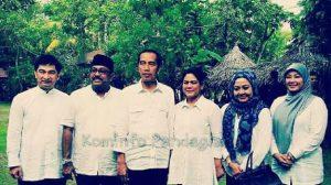 Foto bareng dengan Jokowi dengan 'pasangan Rano-Dimyati' yang beredar luas di media sosial terkait spekulasi mundurnya Dimyati karena ingin mendapingi Rano sebagai Cawagub Banten