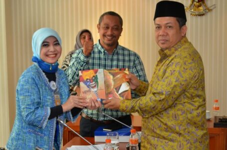 MKD Didesak Copot Fahri Hamzah Dari Kursi Wakil Ketua DPR