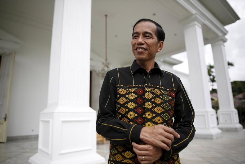  Presiden Jokowi : Jangan Sampai Pasar Tradisional Kalah Dengan Mall