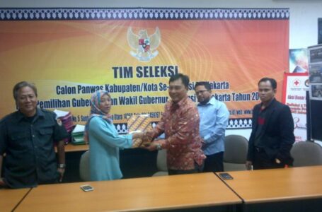 Tim Seleksi Panwaslu se-DKI Serahkan Hasil Penjaringan ke Bawaslu DKI Jakarta