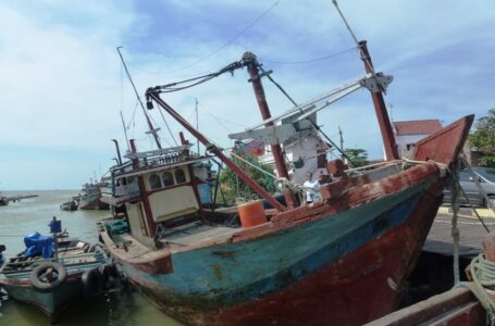 Tercekik Harga BBM, Program Jangka Panjang Bantu Nelayan Harus Disiapkan