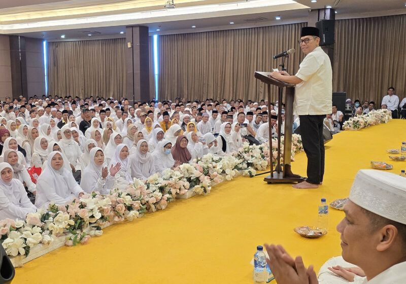  Adies Kadir Gelar Acara Bershalawat dengan Undang Ribuan Jemaah Surabaya-Sidoarjo: Ini Ungkapan Rasa Syukur Kita…