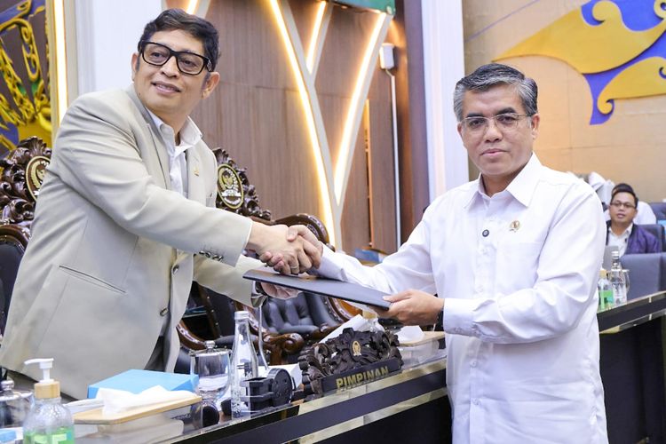  Pemerintah Serahkan DIM RUU PPRT, Tegaskan Komitmen Lindungi Pekerja Rumah Tangga