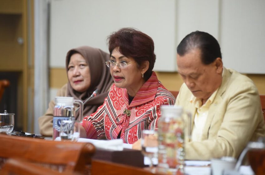  Mercy Chriesty Barends Nilai OJK Lamban Tangani Kasus Investasi Dana Syariah Indonesia