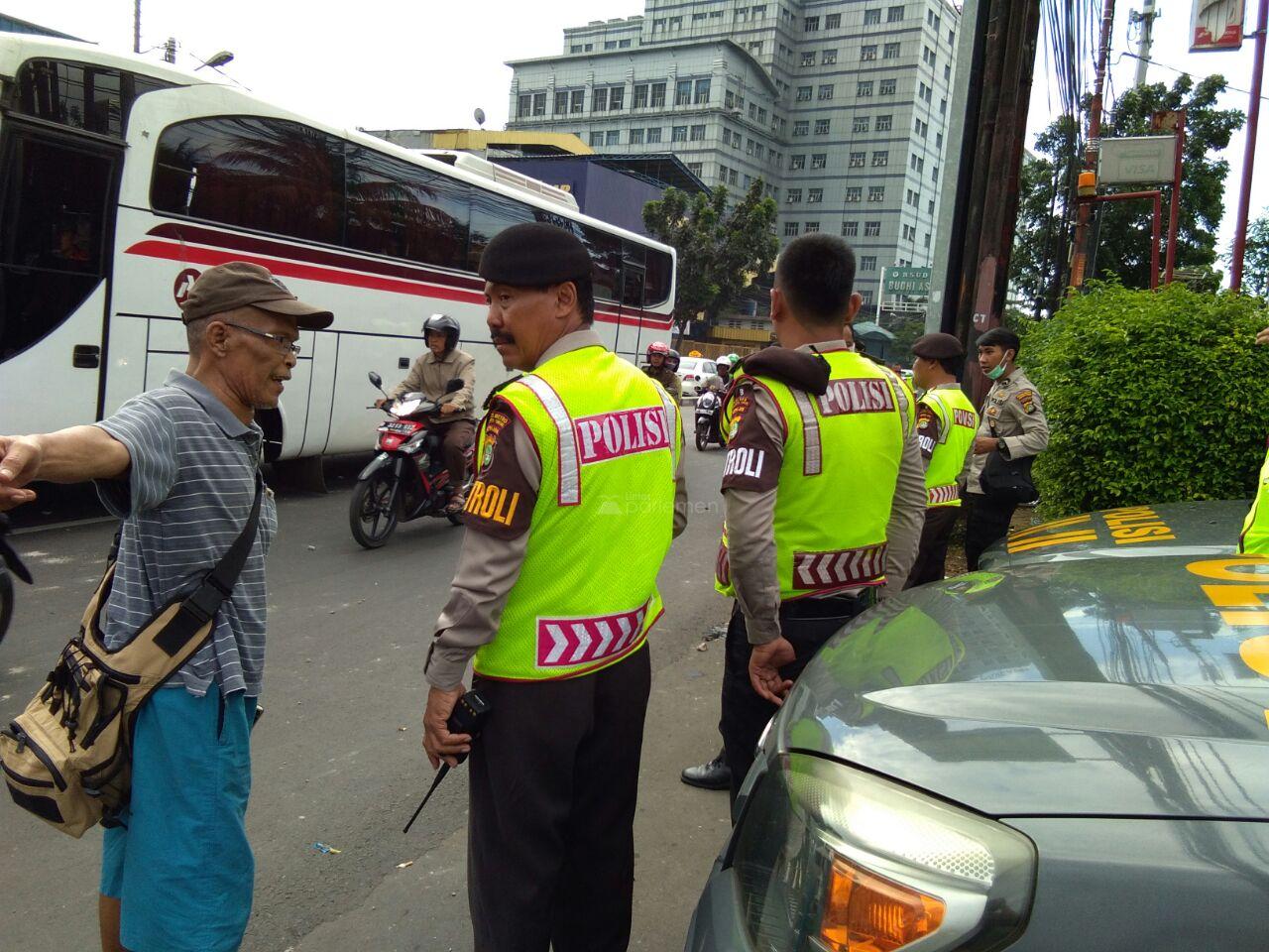  Kelompok Orang-orang Jahat di Sekitar Kita