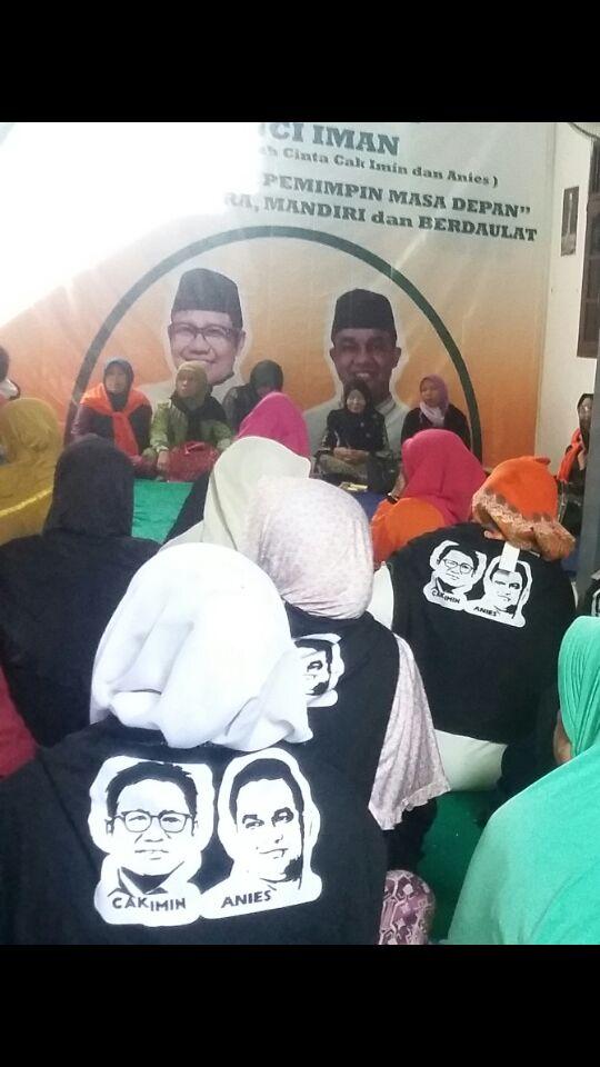  Puluhan Ustadzah Deklarasi Dukungan Cak Imin-Anies Baswedan di Pilpres 2019