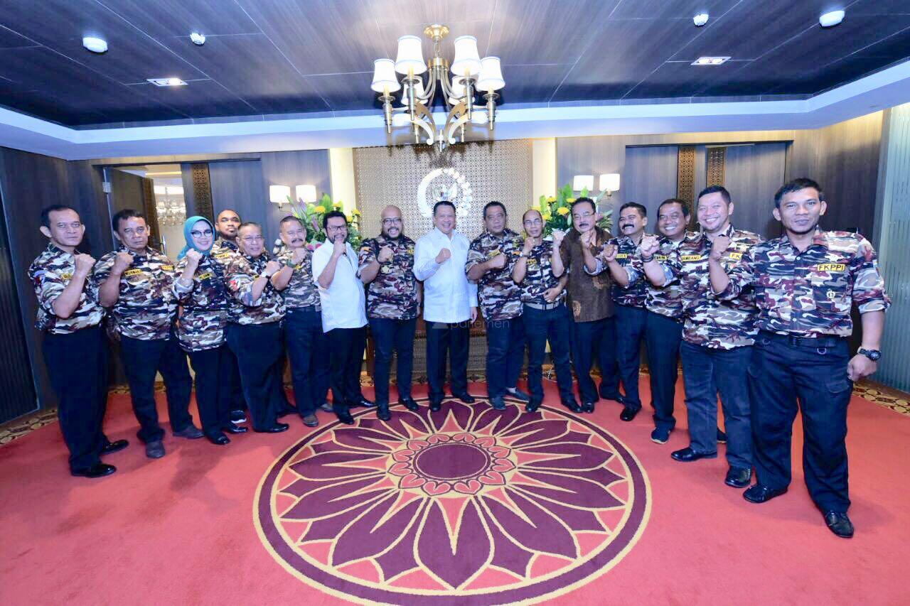  Bamsoet Dukung FKPPI Bentuk Satgas Antihoax