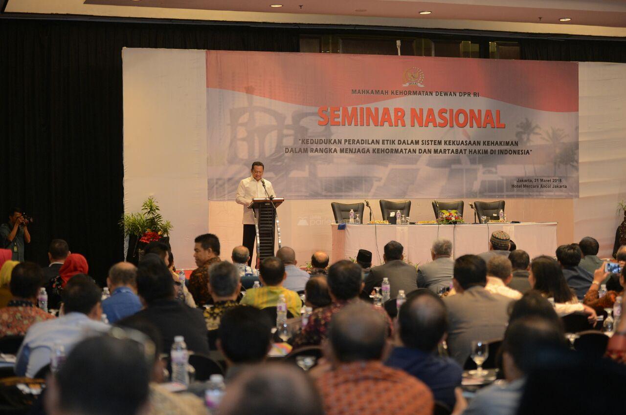  Ketua DPR: Etika Harus Jadi Sumber Kekuatan dalam Sistem Hukum Indonesia