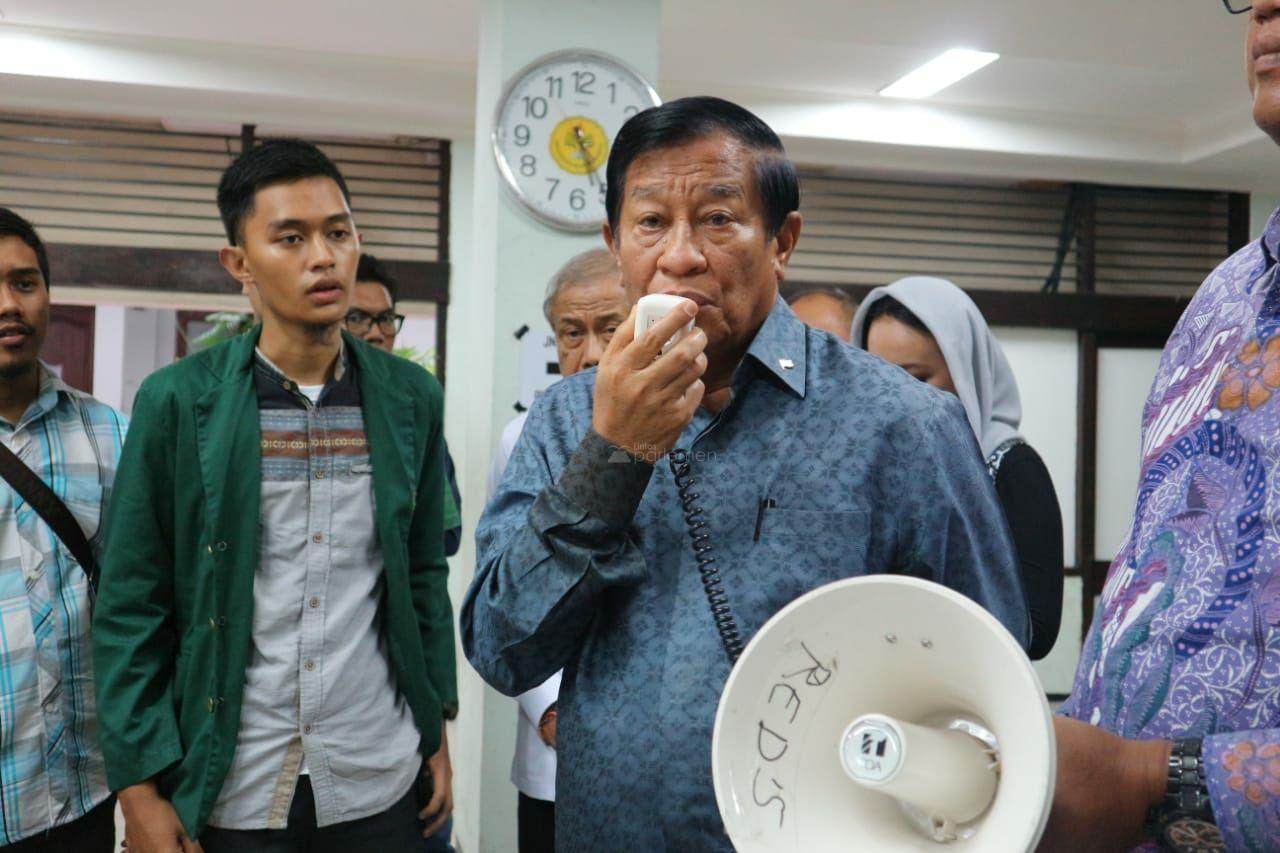  Mahasiswa UNJ Demo Wantimpres saat Berkunjung ke Kampus, kok Bisa?
