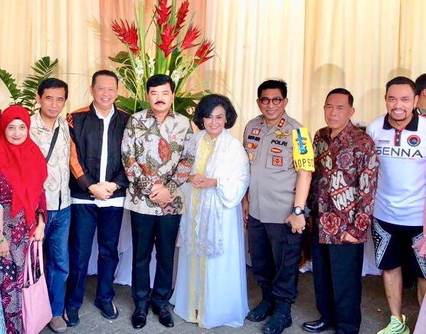  Ketua DPR Hadiri Open House di Kediaman Panglima TNI Hadi Tjahjanto