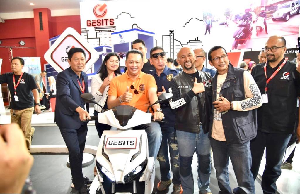 Bamsoet Apresiasi Pemberlakuan Plat Nomor Polisi Khusus Kendaraan Bermotor Listrik