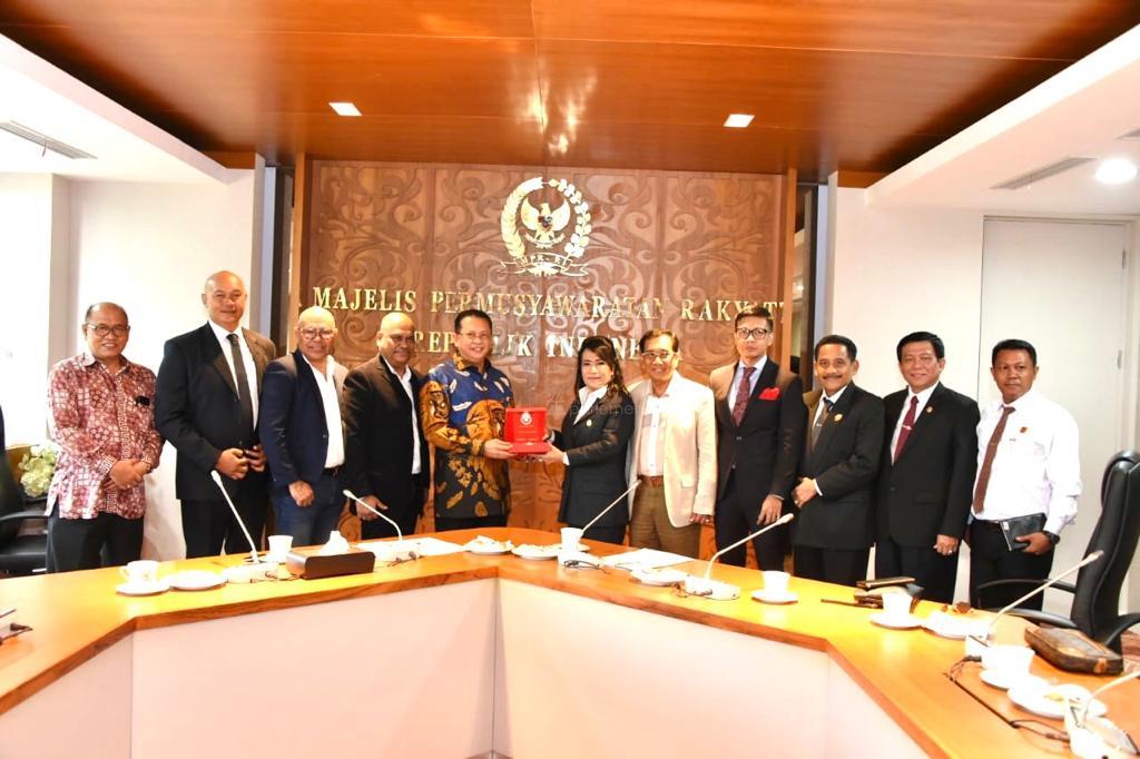  Bamsoet Dorong Empat Pilar MPR RI Masuk Materi Pembekalan Advokat