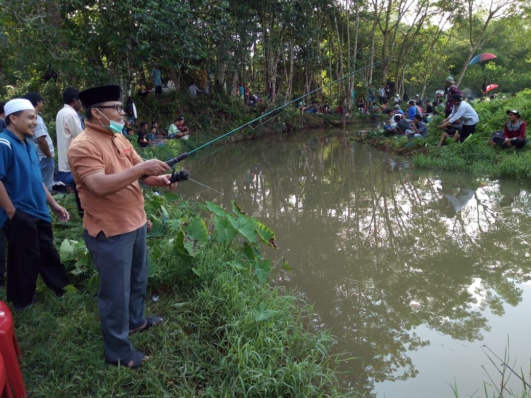  Di Masa Reses, Hermanto Gelar Lomba Mancing