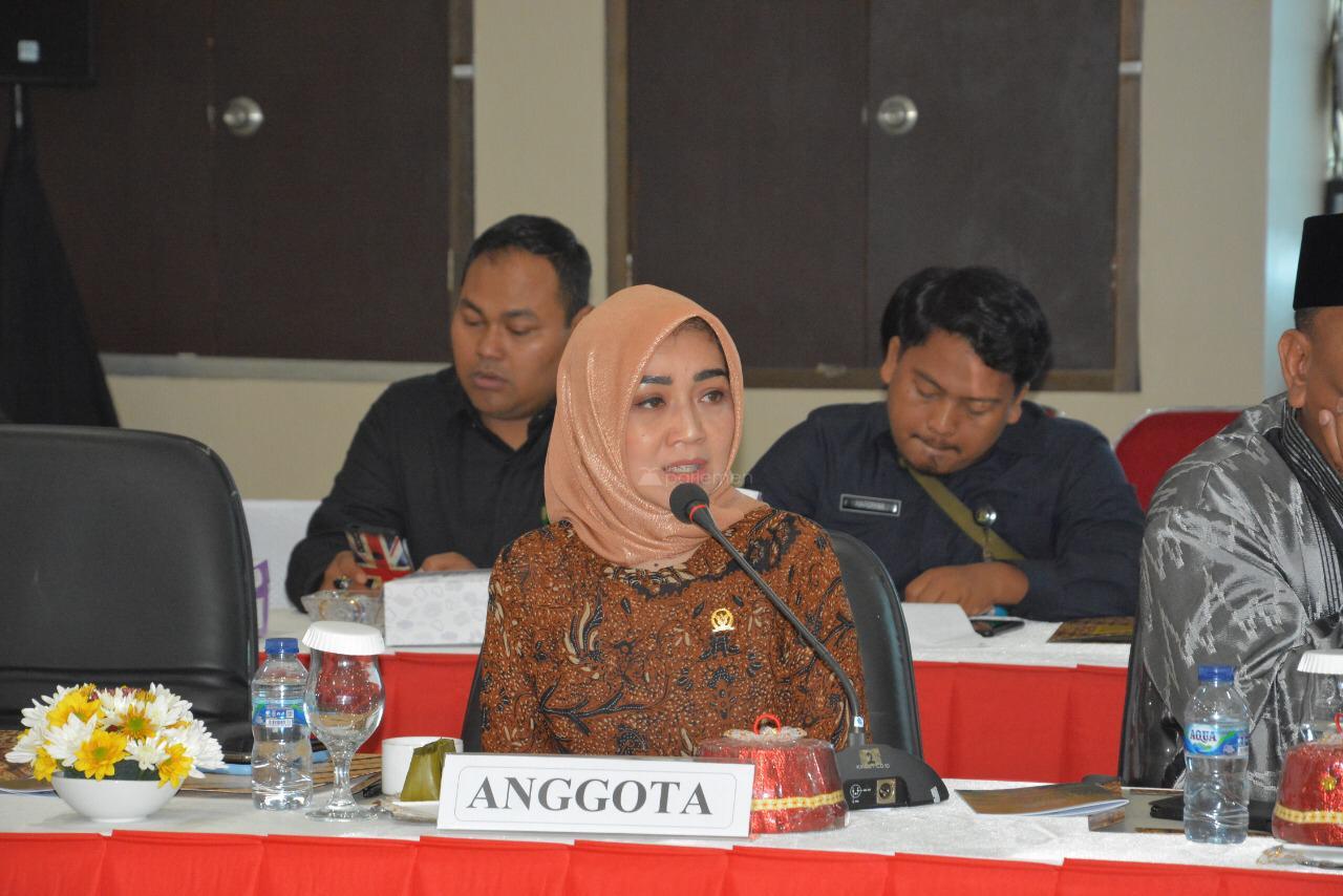  Eva Yuliana Trenyuh Terkait Kasus Pencurian HP Demi Sekolah Sistem Daring di Garut