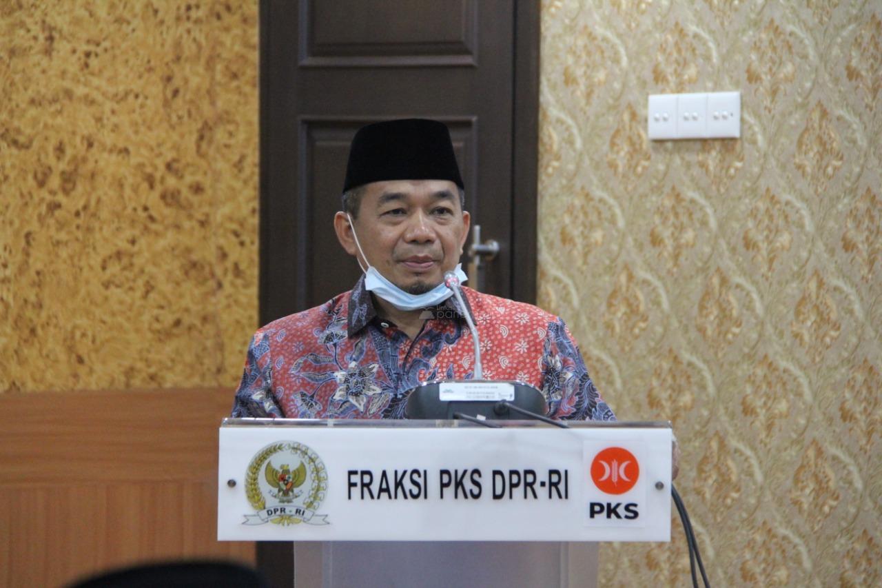  PKS Apresiasi Jokowi Batalkan Aturan Legalisasi Industri Miras