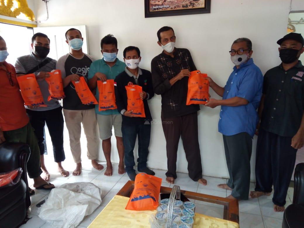  Hermanto Bersafari Ramadhan di Dapil Bagikan 1000 Paket Ikan Tuna