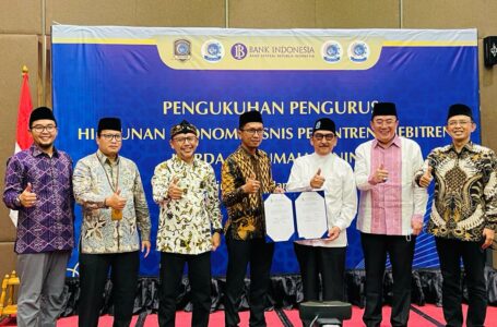 Pengurus Hebitren Cirebon Resmi Dilantik, Kiai Maman: Moment Kebangkitan Ekonomi Pesantren!