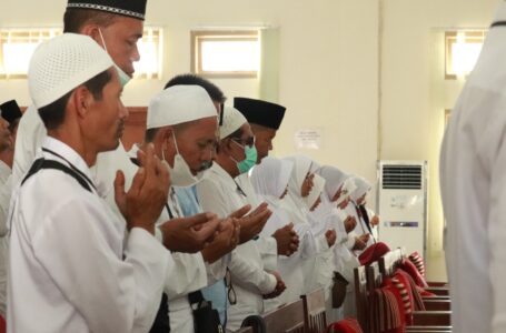 Ratusan Calon Jemaah Haji Majalengka Doakan Keselamatan Eril