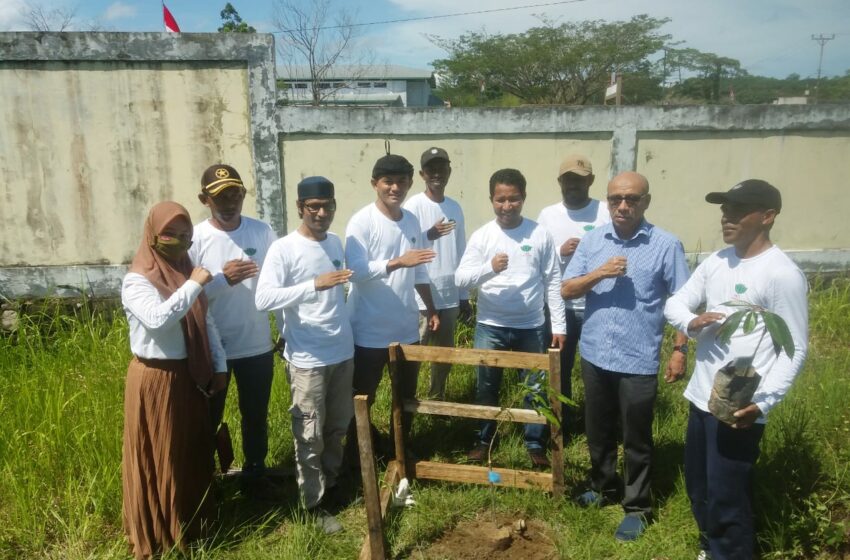 Seram Bagian Timur Gelar Program Kalesang Lingkungan di Hari Tani