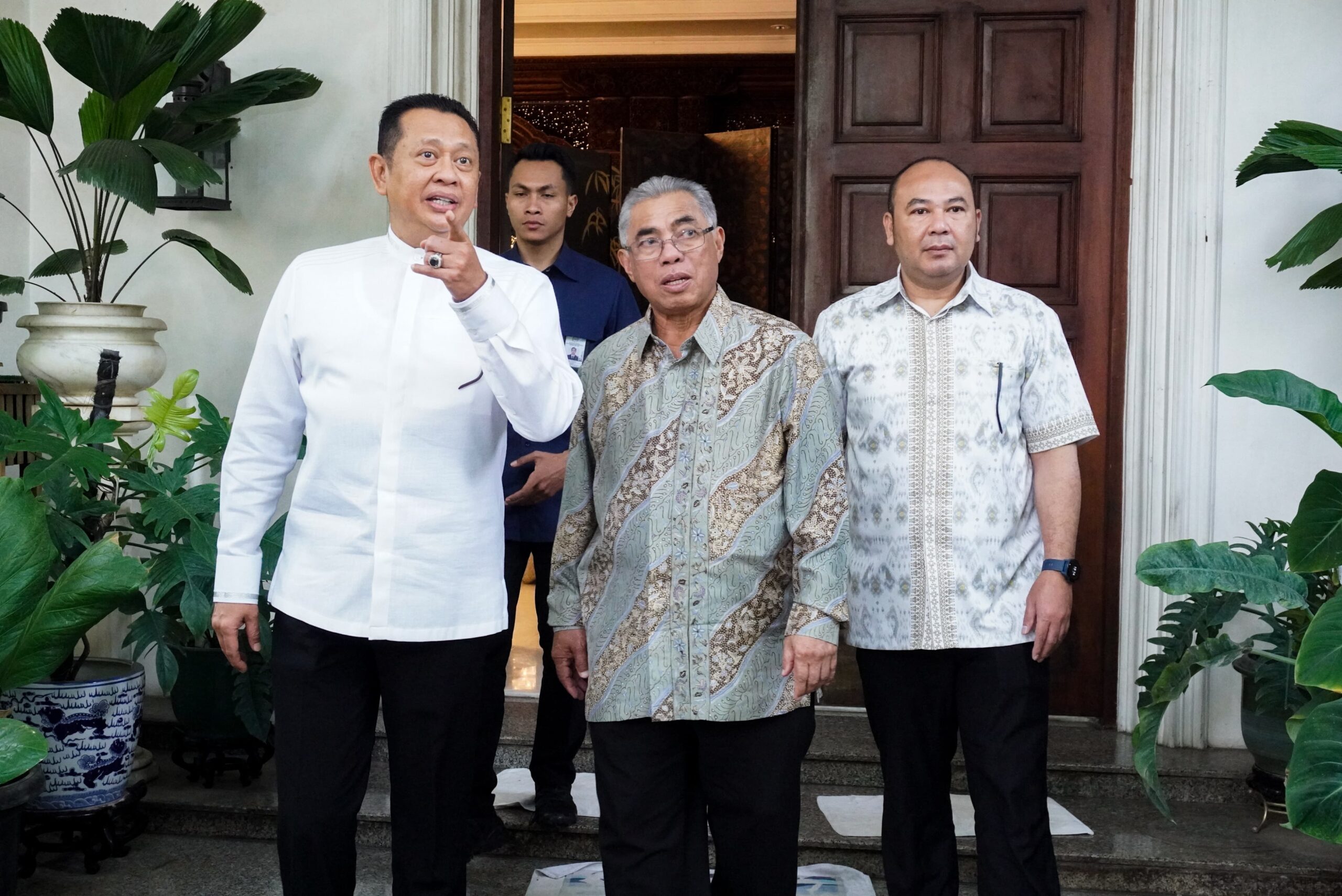 Halal Bihalal Bersama Ketua Umum FKPPI dan Ketua Aliansi Kebangsaan Pontjo Sutowo, Ketua MPR RI: Keluarga Besar Anak Kolong Berharap Besar ke Prabowo
