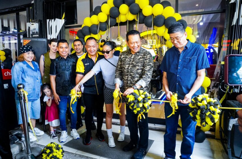  Showroom United E-Motor Diresmikan: Ayo Dukung Penggunaan Kendaraan Listrik di Indonesia