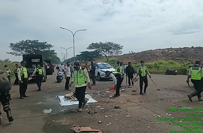 Deltamas Apresiasi Satgas Anti Premanisme Bantu Bongkar Pemalangan Jalan di Cikarang