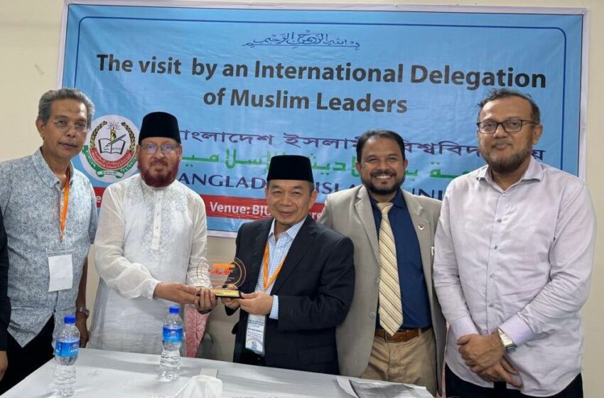 Presiden JDF Asia Pasifik Dr. Jazuli Juwaini Menjadi Tamu Kehormatan Bangladesh Islami University