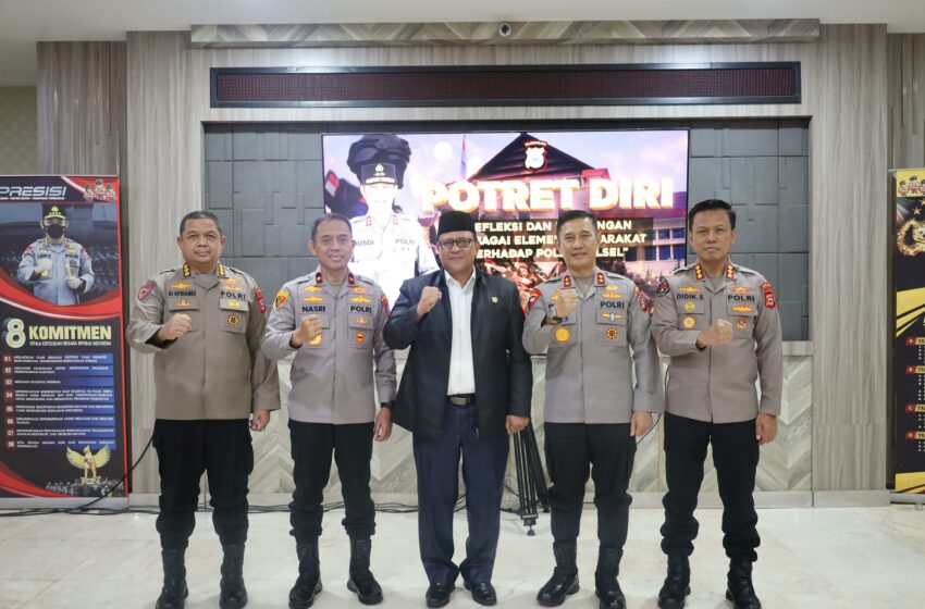  BENTENG KEDAULATAN DI UJUNG TANDUK: Soliditas TNI, Polri, dan Rakyat yang Diuji