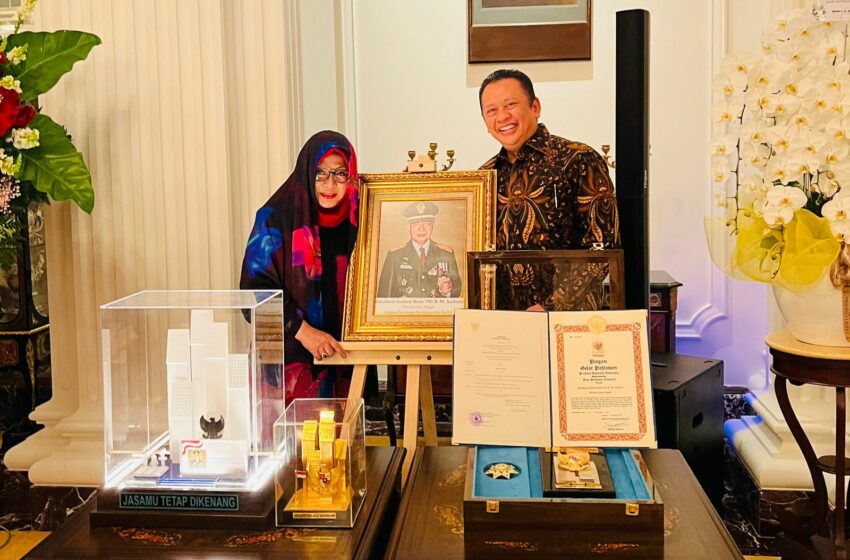  Bamsoet Apresiasi Presiden Prabowo Anugerahkan Gelar Pahlawan Nasional Kepada Presiden RI ke-2 Soeharto, Usai Perjuangan Panjang 3 Kali Diusulkan