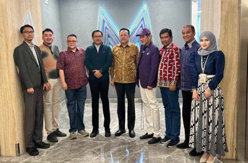  Irman Gusman Dorong TransNusa Buka Rute Bali–Padang untuk Dongkrak Pariwisata Sumatera Barat dan Mentawai