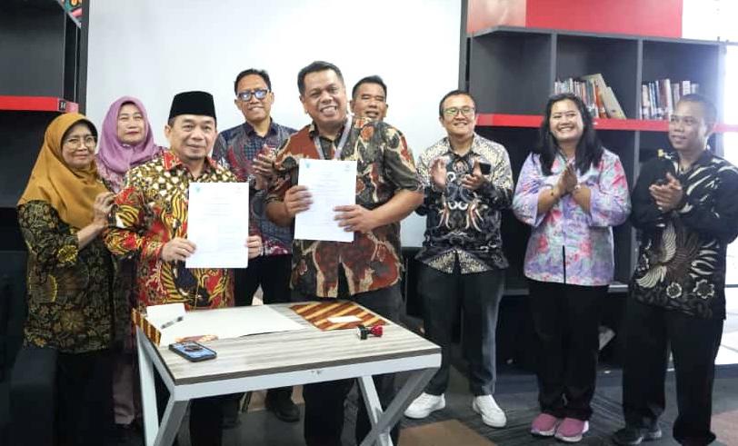  IKADIM Teken MoU dengan Politeknik Tempo, Jazuli Juwaini Sampaikan Kuliah Umum Soft Skill Gen Z Era Revolusi Industri 4.0 dan Society 5.0