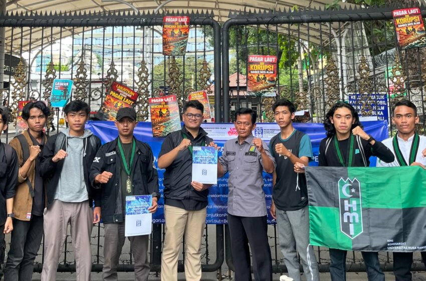  Desak Usut Pagar Laut PIK 2, HMI Bogor Serahkan Bahan Kajian ke Kejagung