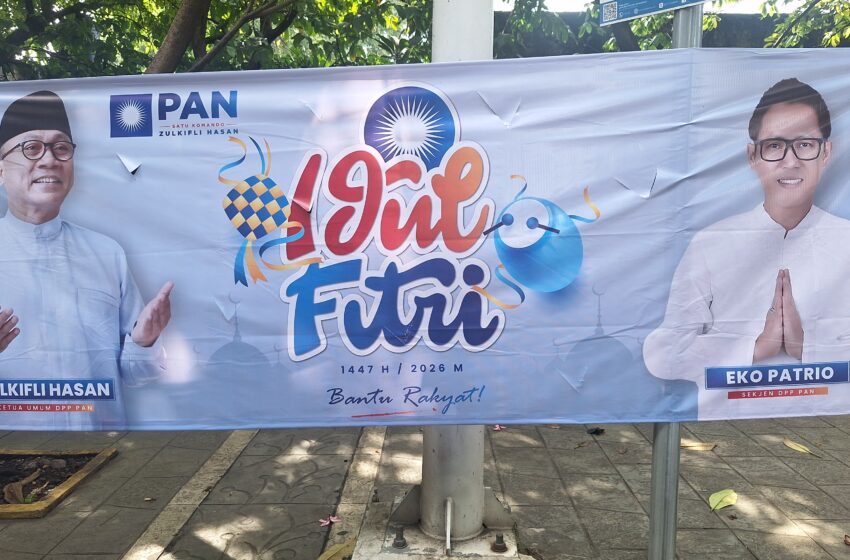  Semarak Idulfitri 1447 H: Spanduk Zulkifli Hasan dan Eko Patrio Sapa Warga di Jalan Protokol Jakarta