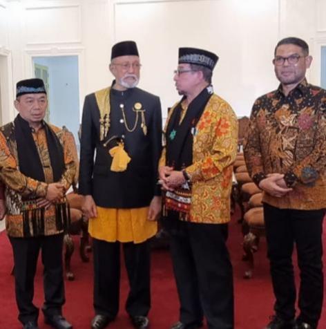  Bertemu Wali Nanggroe, Ketua Majelis Syura PKS Siap Perjuangkan Perpanjangan Dana Otsus Aceh