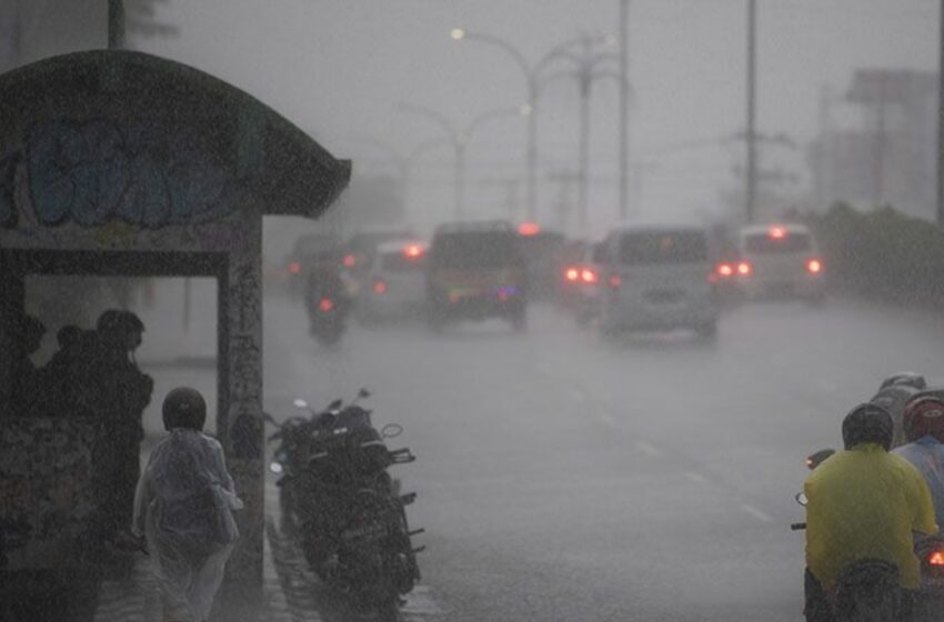  Waspada Hujan Lebat Guyur Sejumlah Wilayah Indonesia