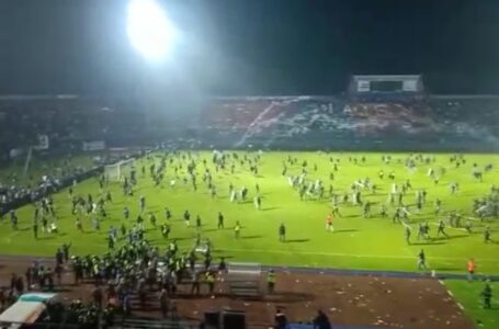 Lampu Merah Manajemen Penonton Sepak Bola di Indonesia