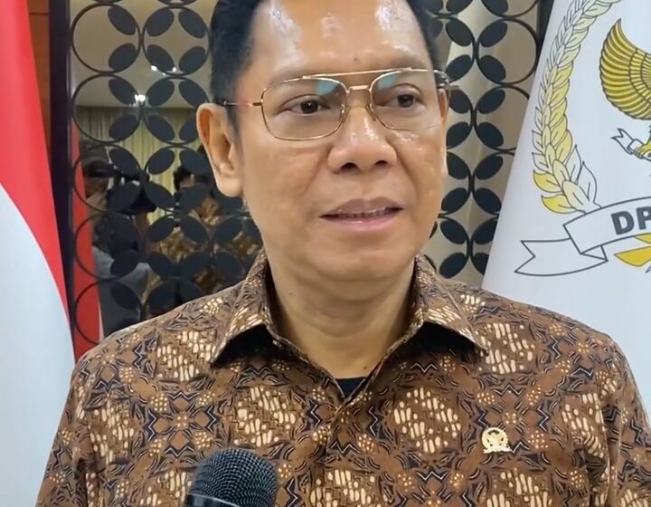  Adies Kadir soal Usulan Usia Pensiun ASN 70 Tahun: Itu Harus Dipertimbangkan sebab Ekonomi Negara Tahap Berjuang untuk Tumbuh