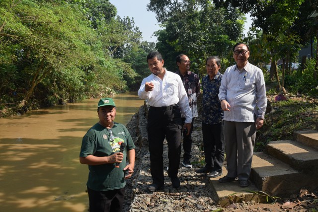  Jadi Daerah Rawan Bencana, Roberth Rouw Desak Pemerintah Bogor Fasilitasi Kebutuhan Masyarakat Desa Bojongkulur