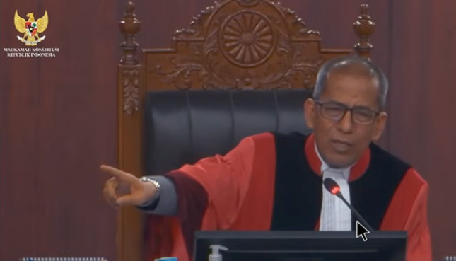  Hakim MK Sentil Kuota Hangus, Minta Operator Cari Solusi