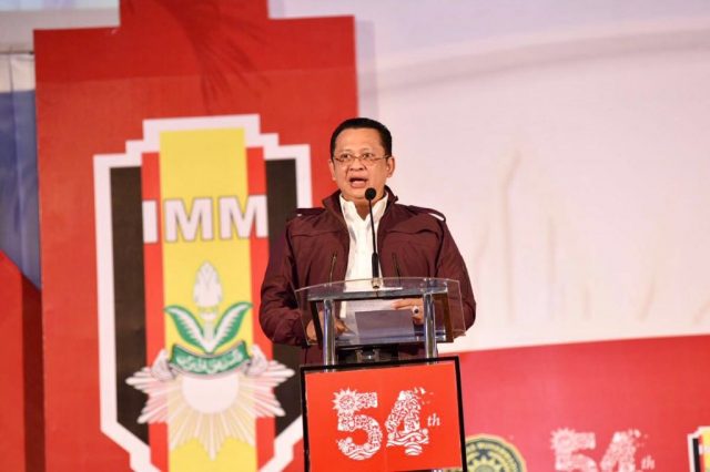 bambang soesatyo orasi politik di Milad Akbar Ikatan Mahasiswa Muhammadiyah (IMM) ke-54 di Jogjakarta, Rabu (14/3) malam.