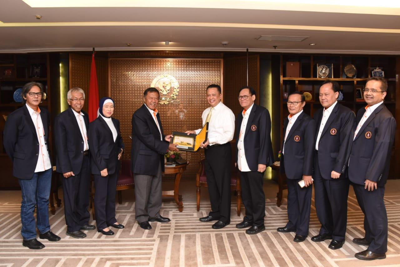  Ketua DPR Minta Kominfo Beri Perhatian Serius pada ORARI