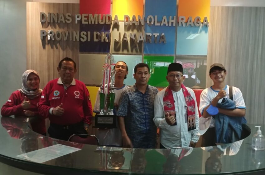 RW 03 Utan Kayu Utara Raih Juara ‘Lomba Senam Kreasi Jali-jali’ se-DKI