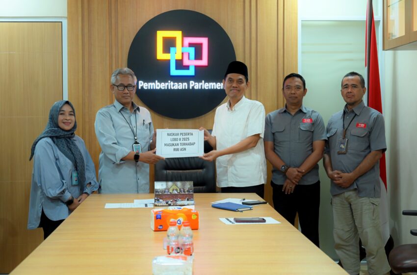  Zulfikar Arse Sadikin Juri Lomba Orasi Bintang Orator (LOBO) TV & Radio Parlemen DPR RI