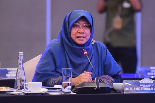  Anis Byarwati: Semangat Kartini Harus Hidup Lewat Pendidikan
