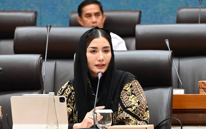  Novita Hardini Ajak Perempuan Bangkit Lewat Karya