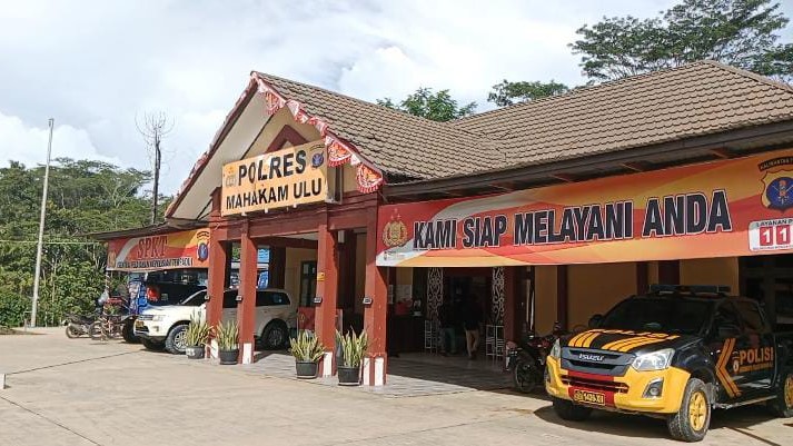  Pilkada Mahakam Hulu Makin Panas! Bupati Bonifasius Belawan Geh dan Anaknya Calon Bupati OMS Jadi Tersangka…