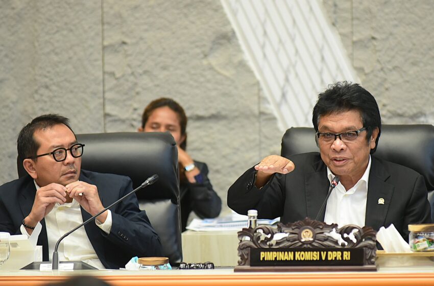 Ridwan Bae Nilai Harga Tiket Pesawat dan Pajak Bandara (airport tax) Tinggi Bebani Penumpang